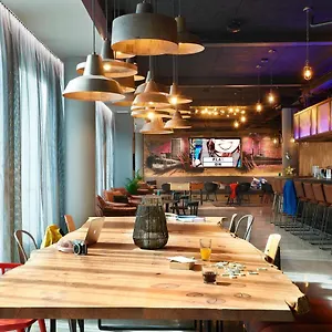 Moxy Hotel